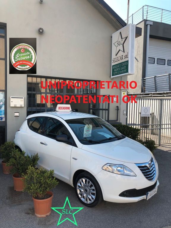 Lancia Ypsilon 2014