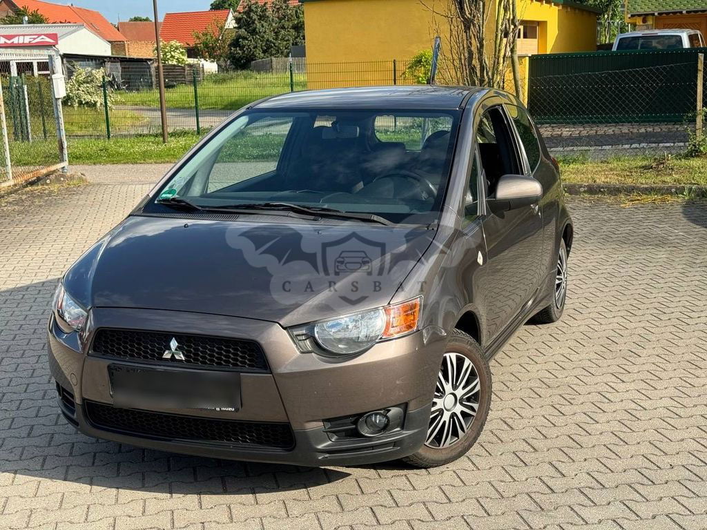 Mitsubishi Colt 2013