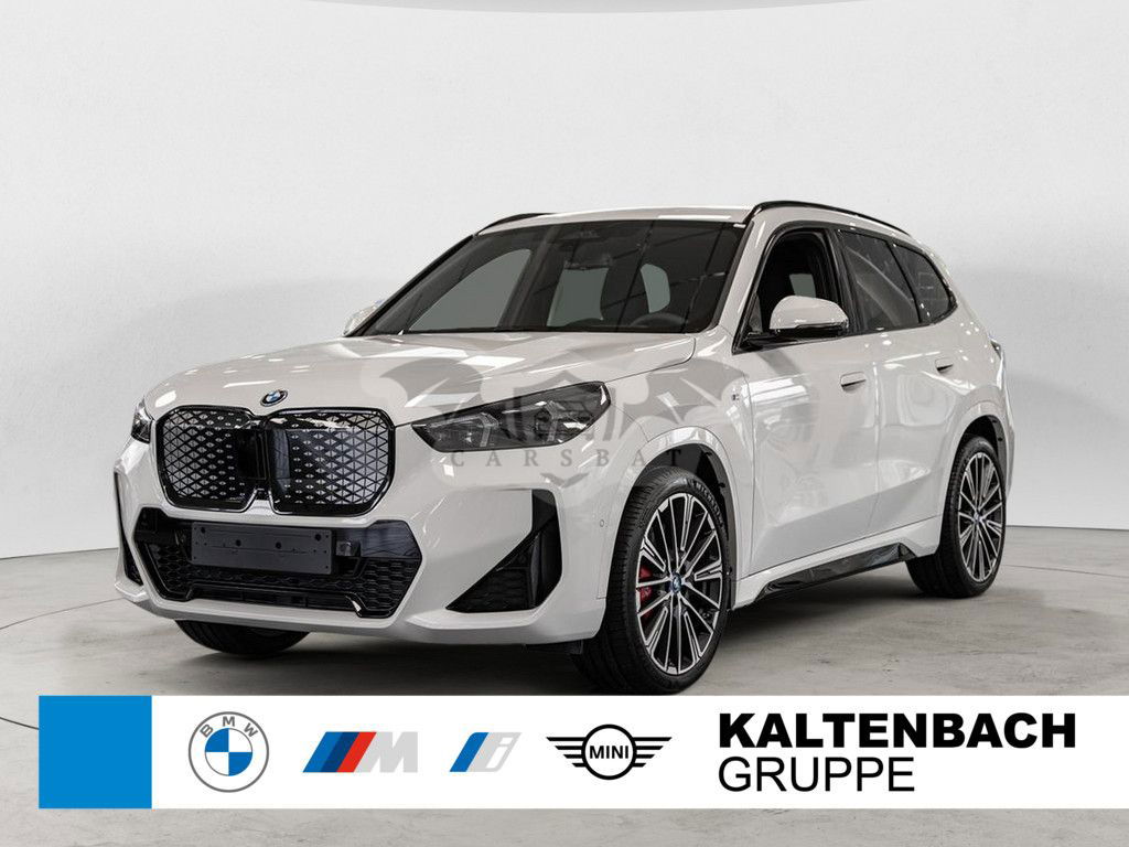BMW iX1 2024