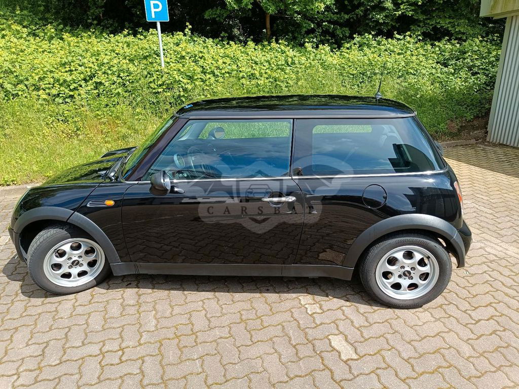Mini One 2004