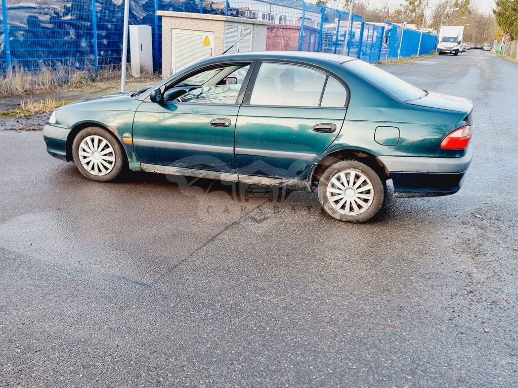 Toyota Avensis 1999