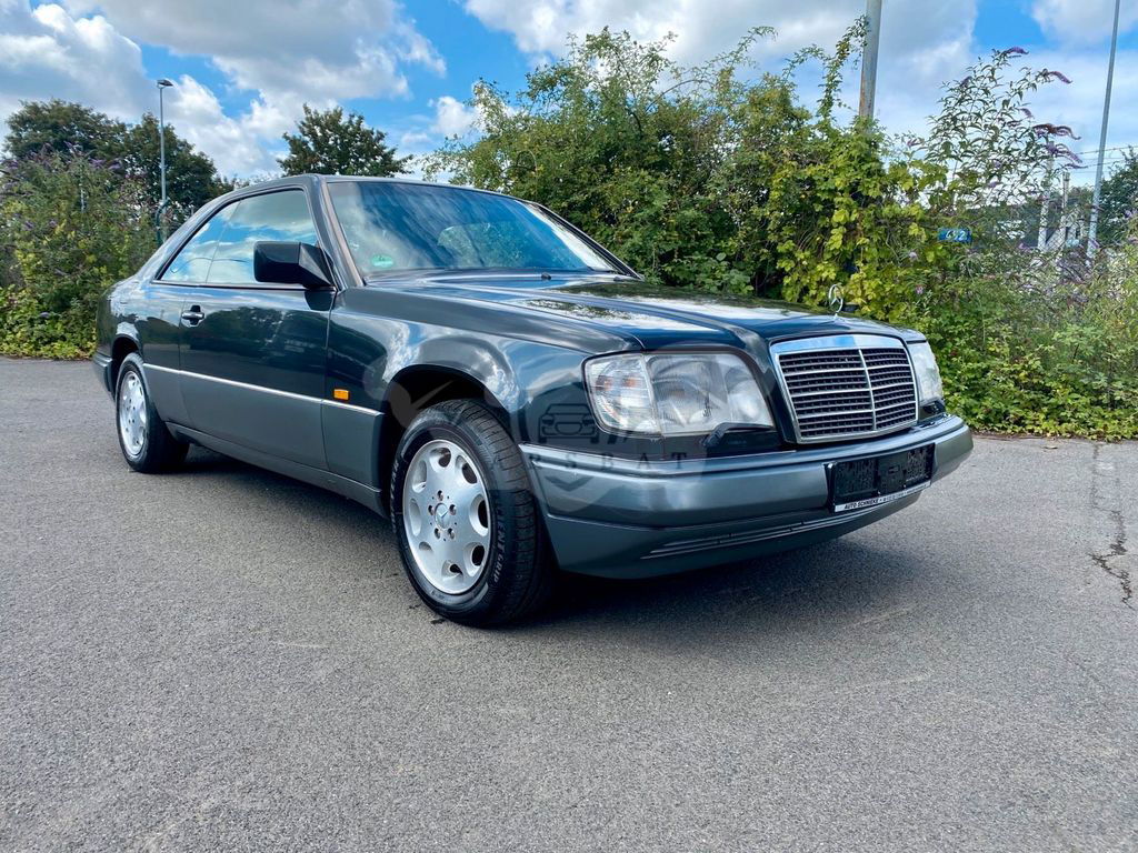 Mercedes-Benz CE 220 1996