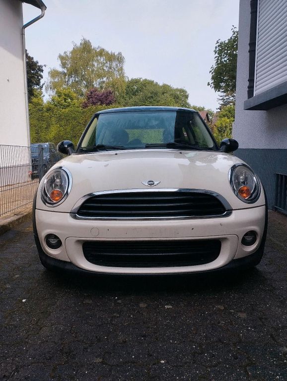 Mini One 2010