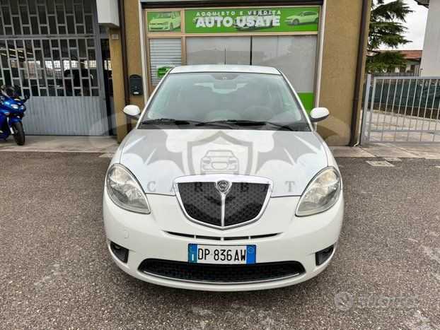 Lancia Ypsilon 2008
