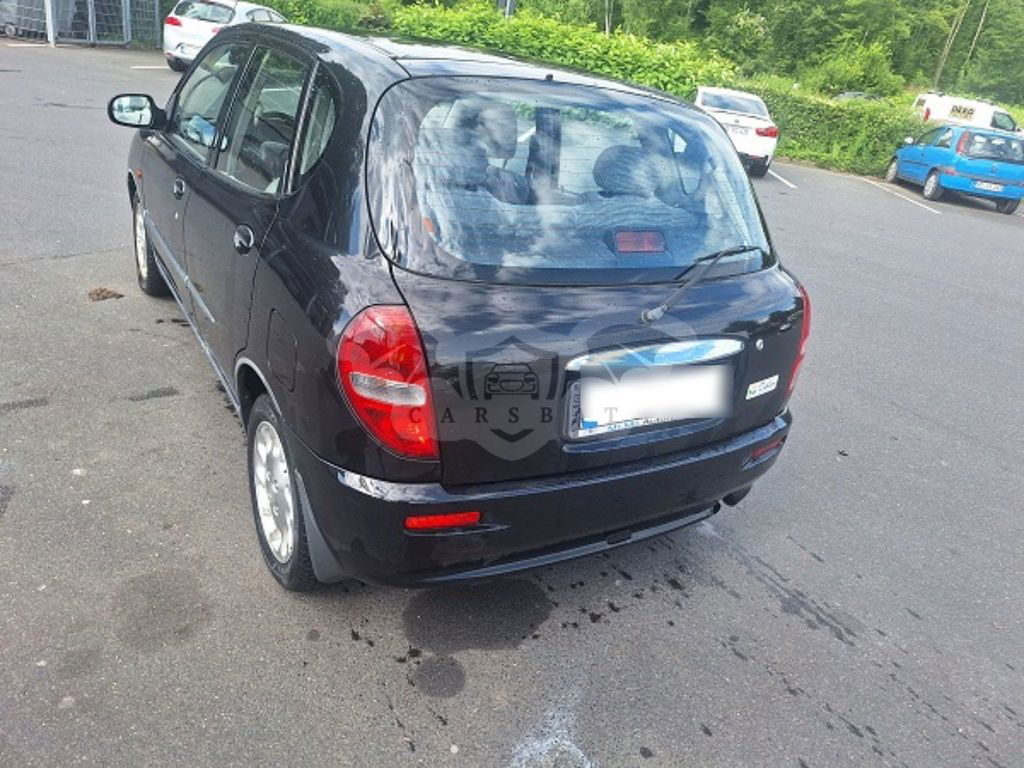 Daihatsu Sirion 2002