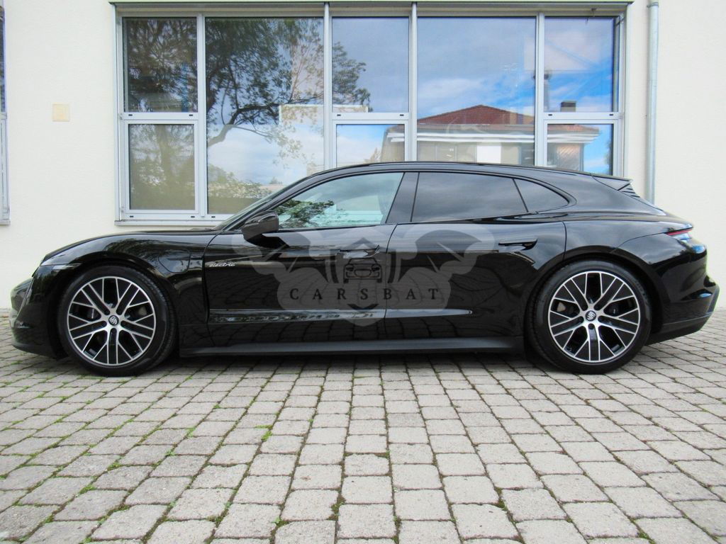 Porsche Taycan 2023