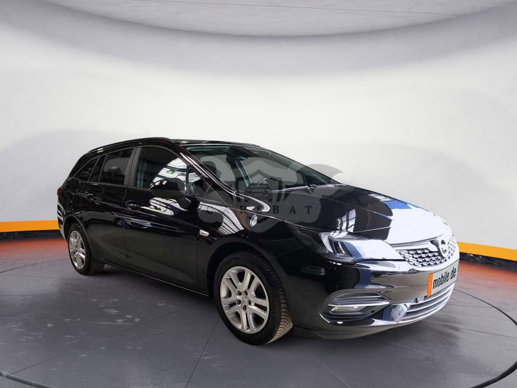 Opel Astra 2022