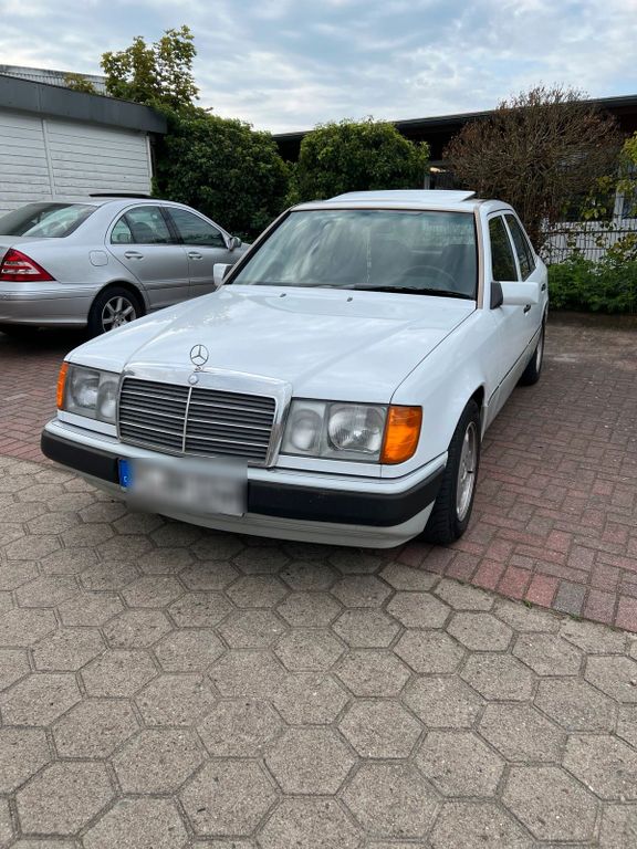 Mercedes-Benz 250 1990