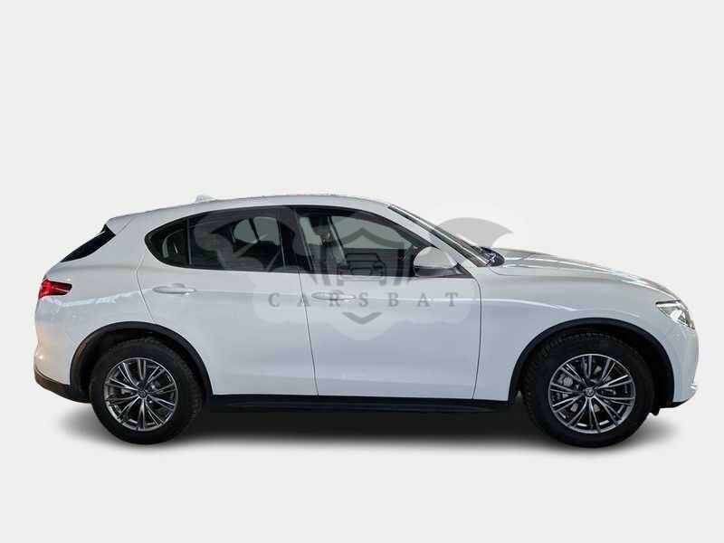 Alfa Romeo Stelvio 2021