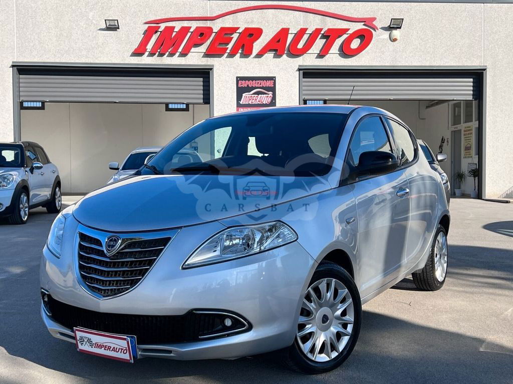 Lancia Ypsilon 2011