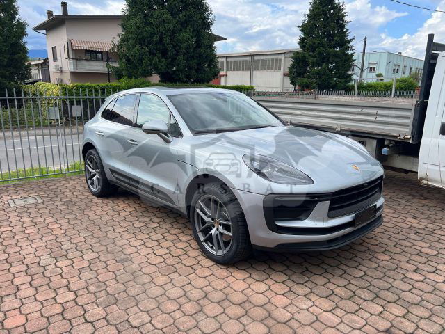 Porsche Macan 2022