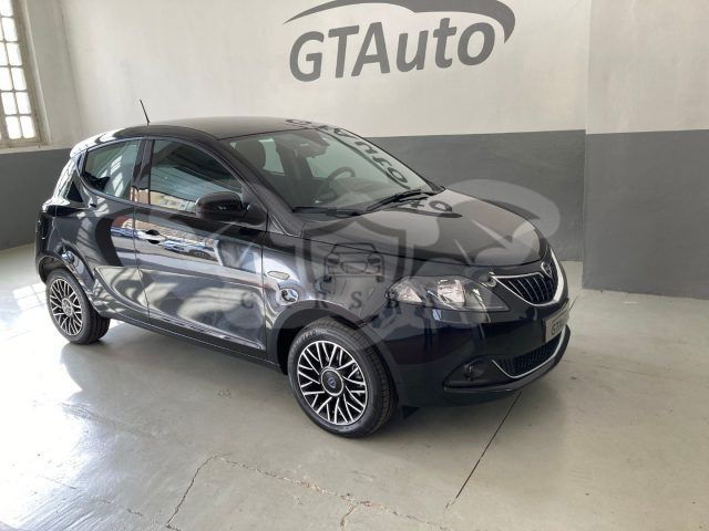 Lancia Ypsilon 2024