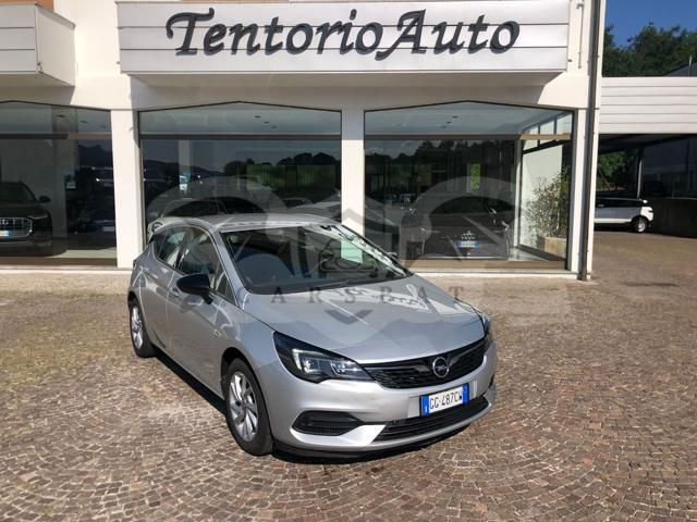 Opel Astra 2021