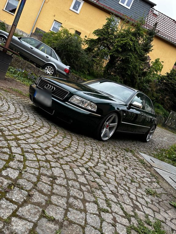 Audi A8 1999