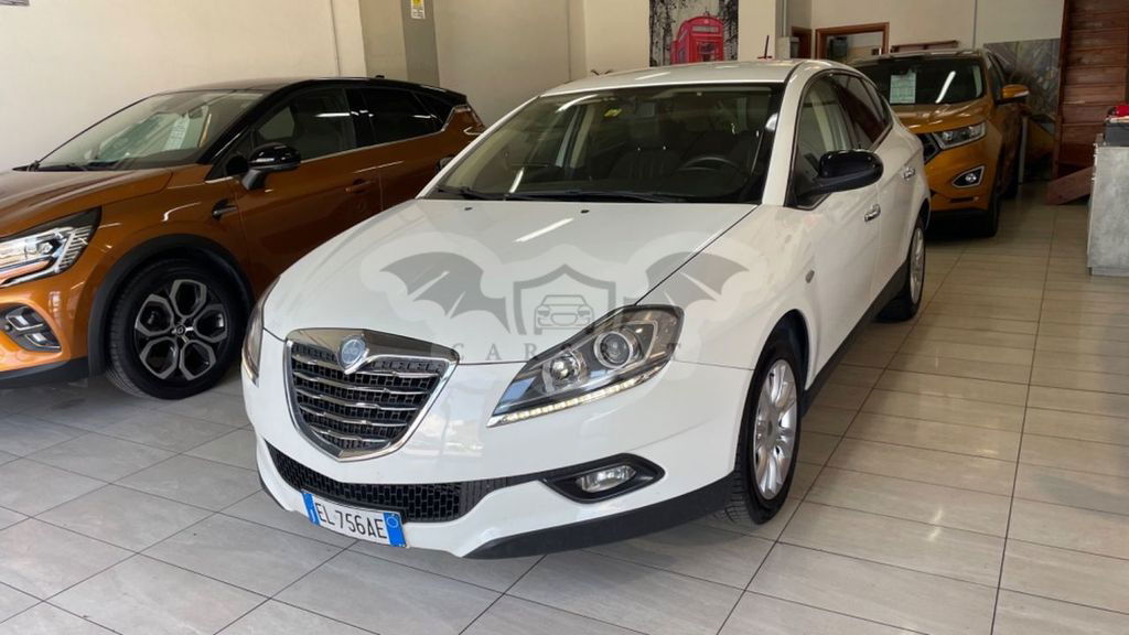 Lancia Delta 2012