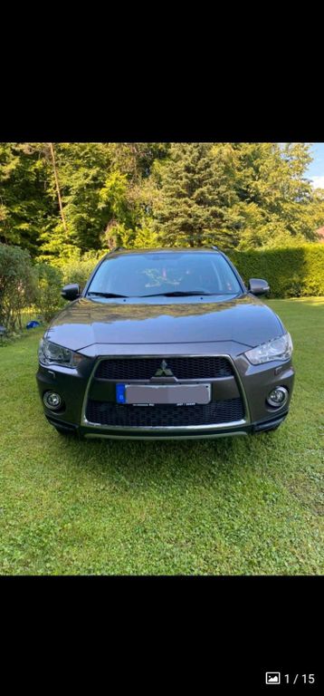 Mitsubishi Outlander 2012