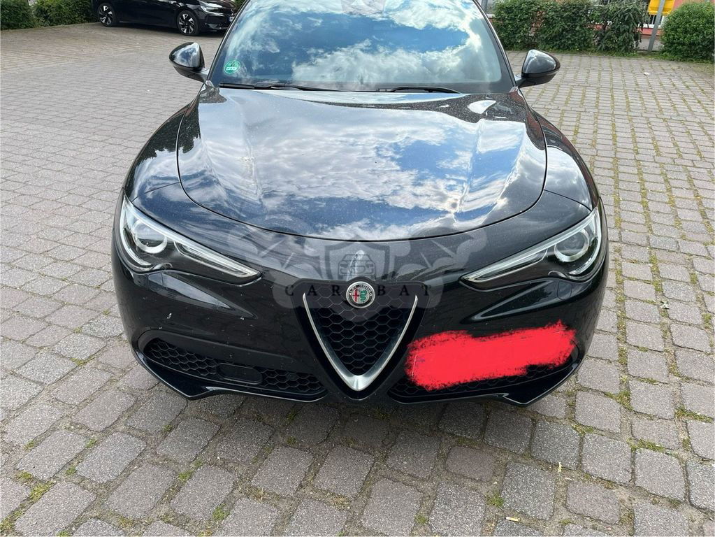 Alfa Romeo Stelvio 2021