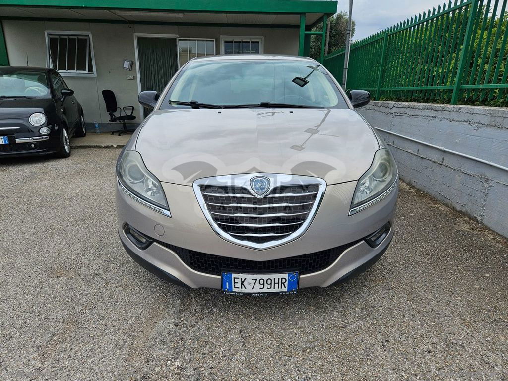 Lancia Delta 2011