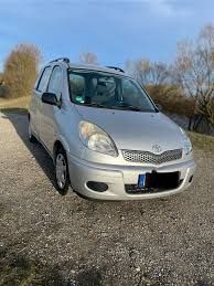 Toyota Verso 2003