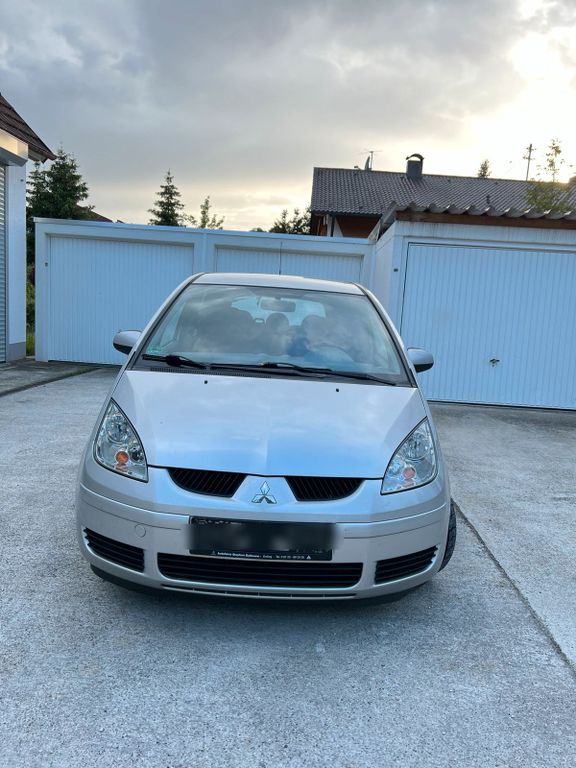 Mitsubishi Colt 2006