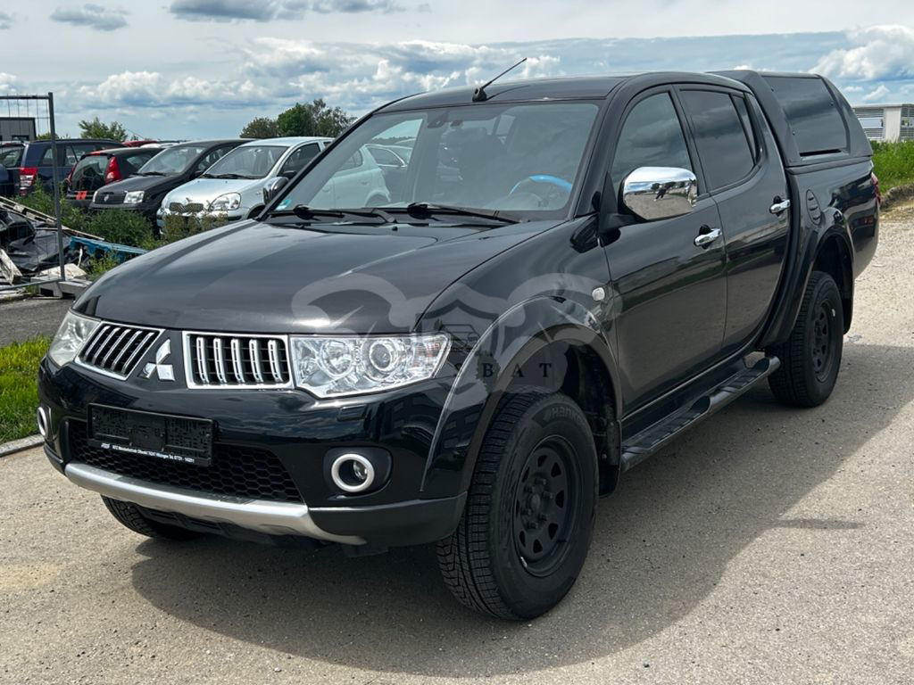 Mitsubishi L200 2012