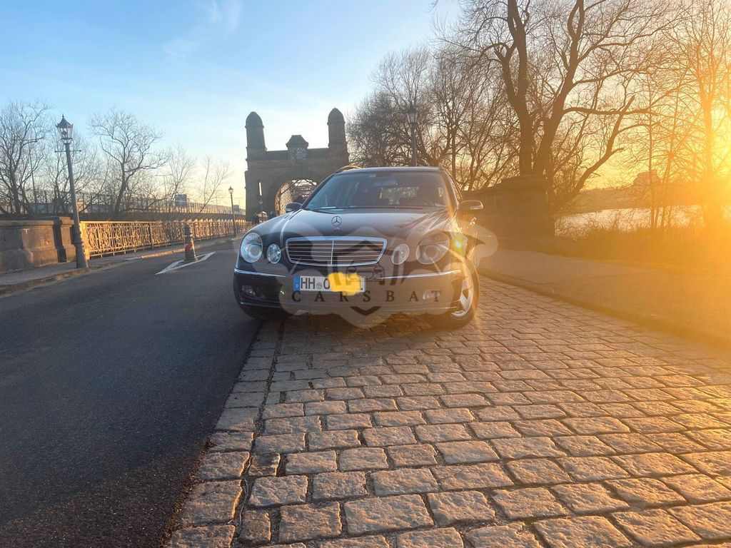 Mercedes-Benz 350 2005