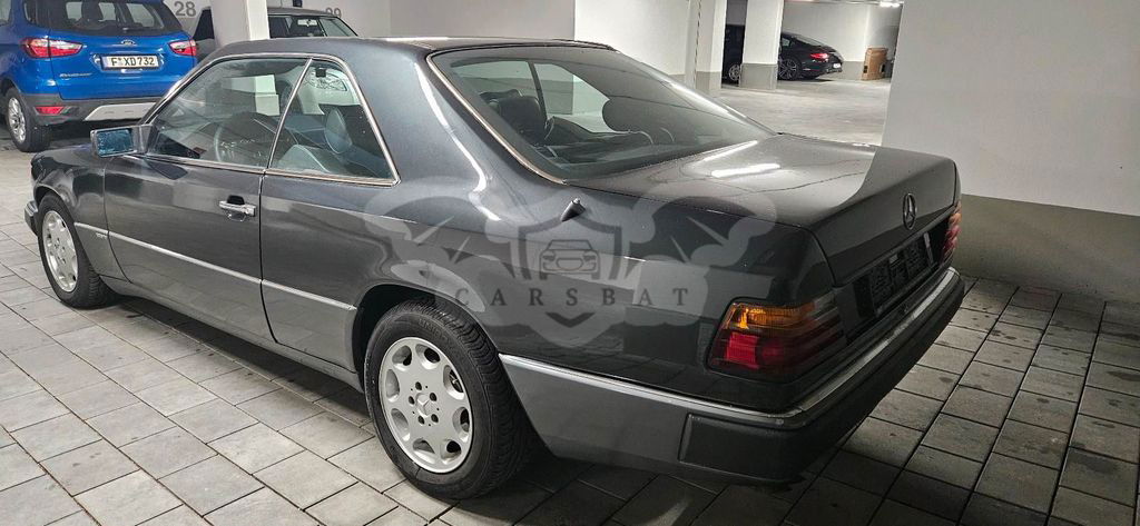 Mercedes-Benz CE 320 1992