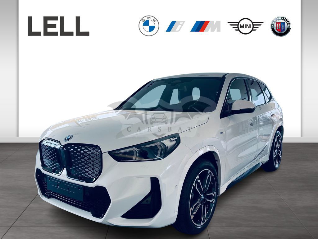 BMW iX1 2024