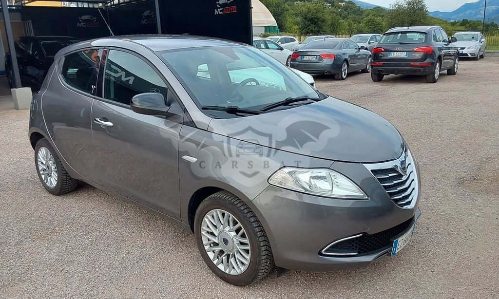 Lancia Ypsilon 2015