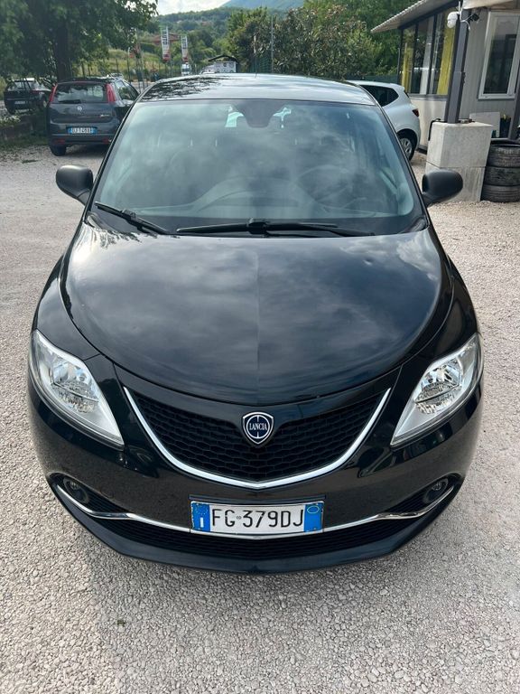 Lancia Ypsilon 2016