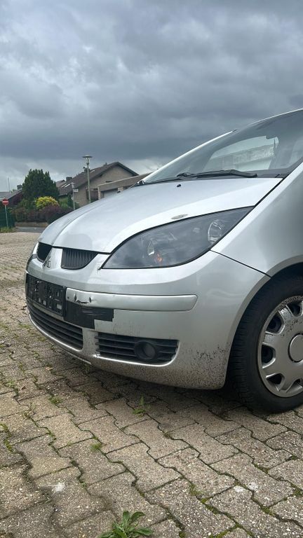 Mitsubishi Colt 2008