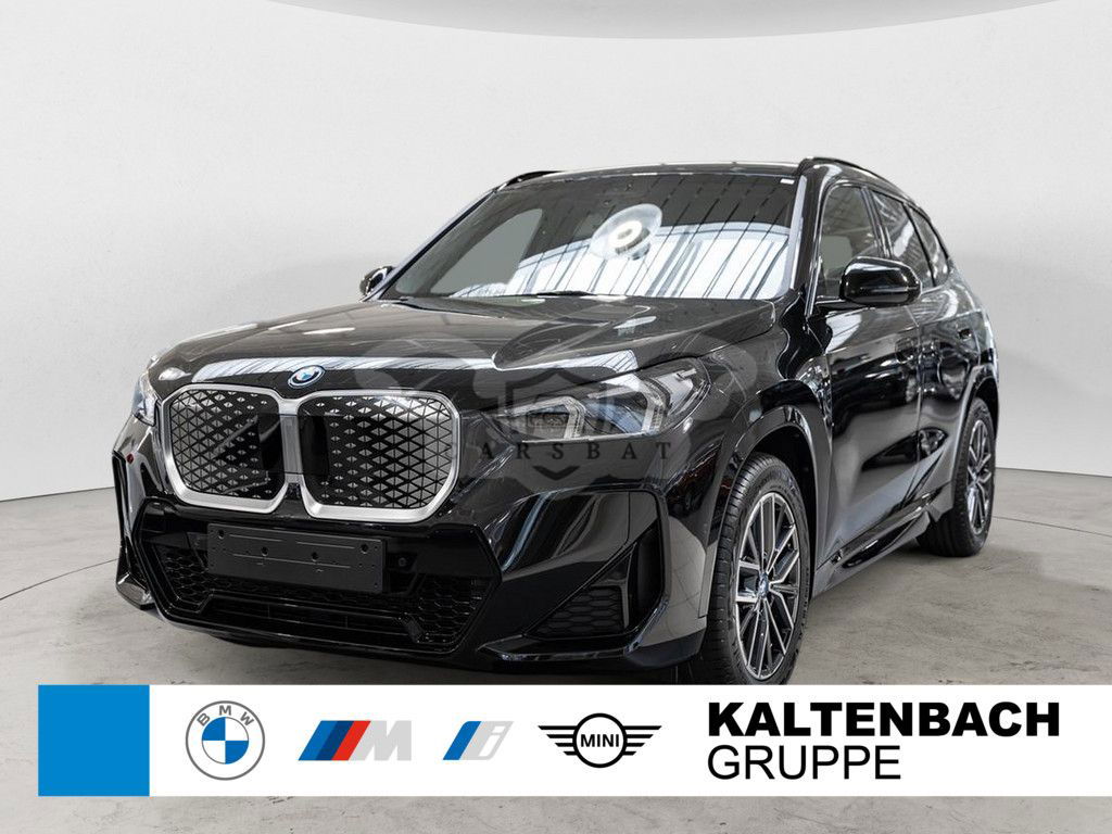 BMW iX1 2024