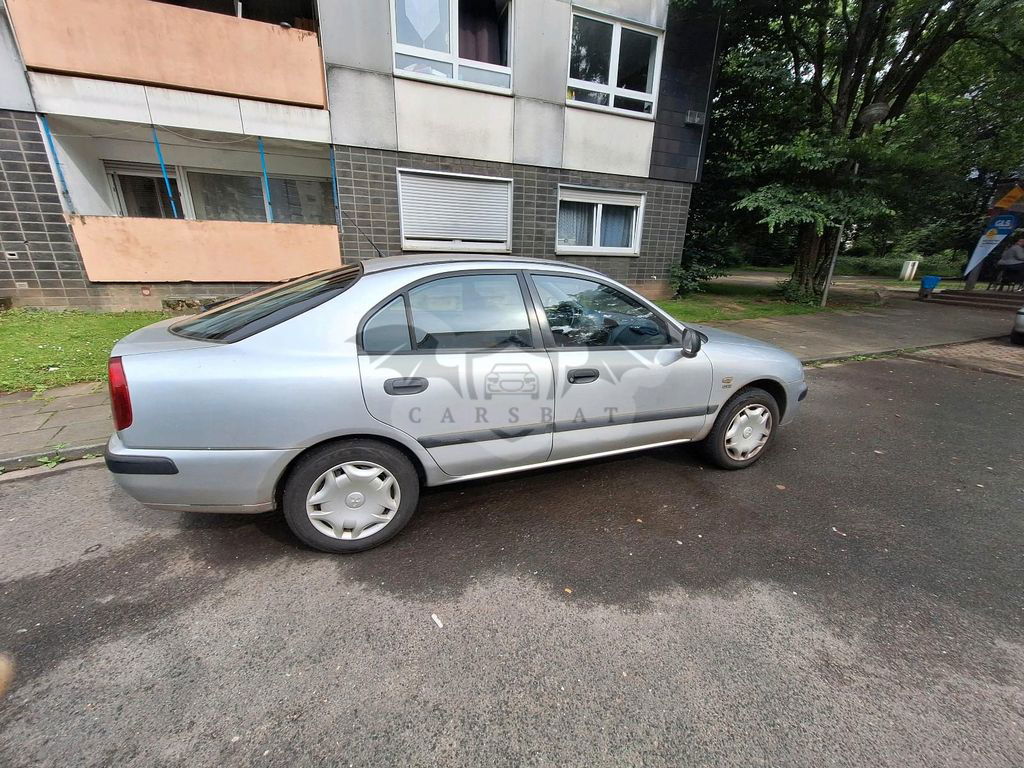 Mitsubishi Carisma 1999