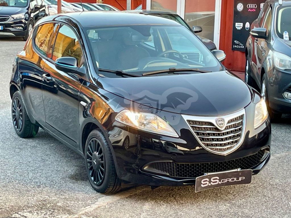Lancia Ypsilon 2014