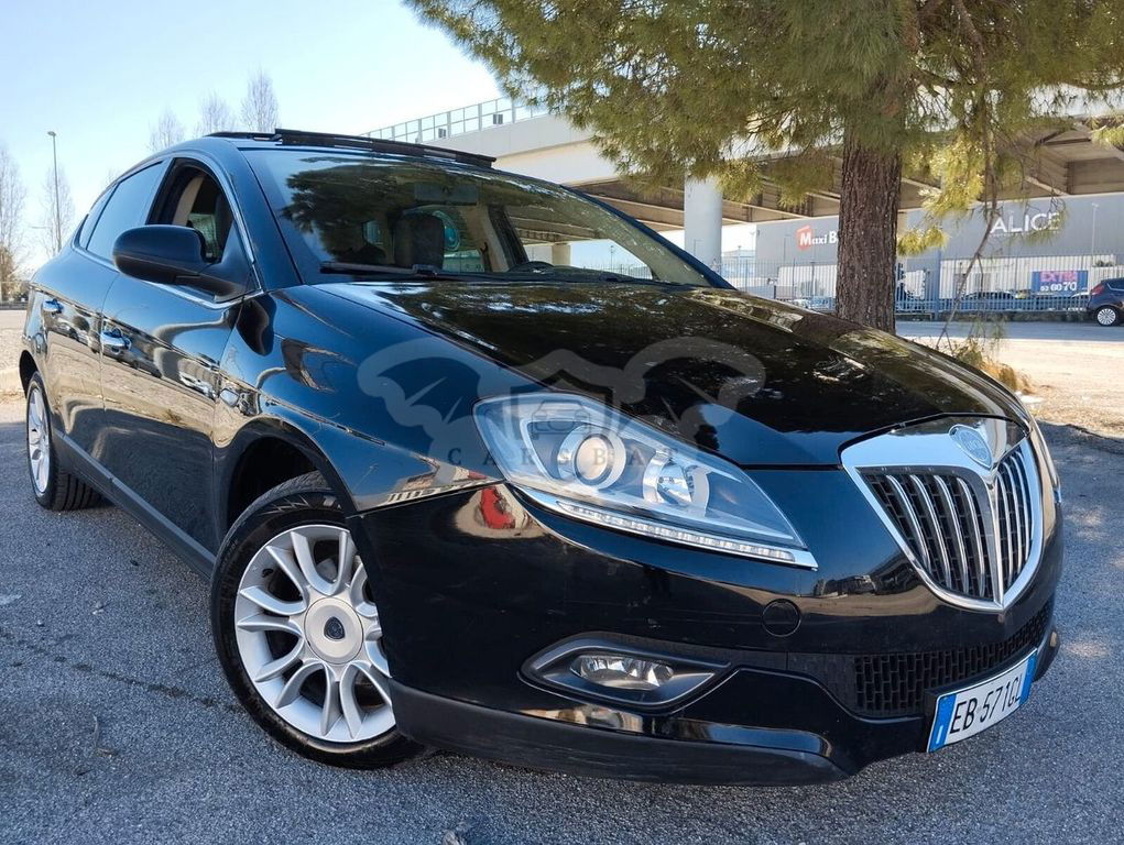 Lancia Delta 2010