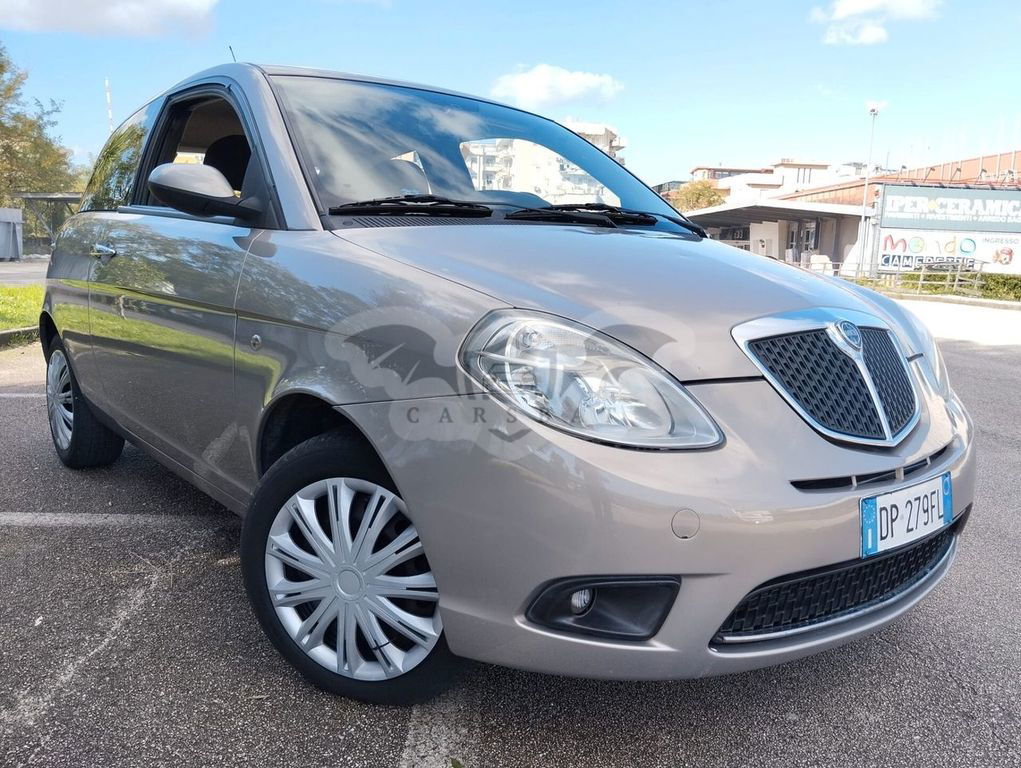 Lancia Ypsilon 2008
