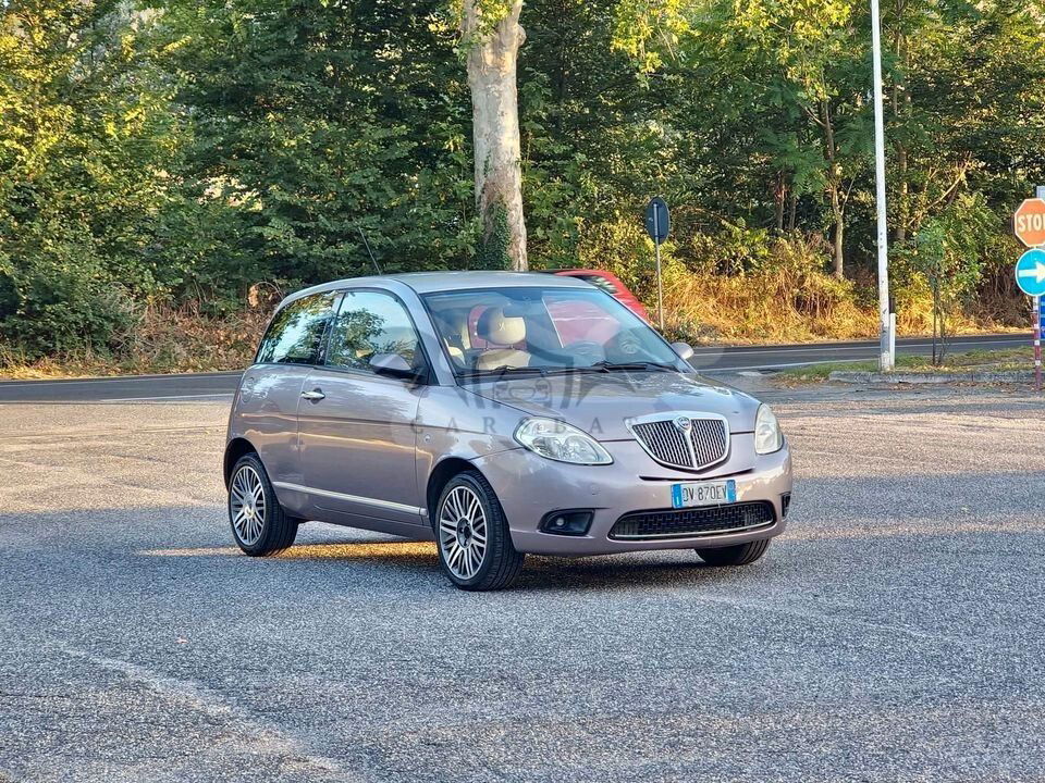 Lancia Ypsilon 2009