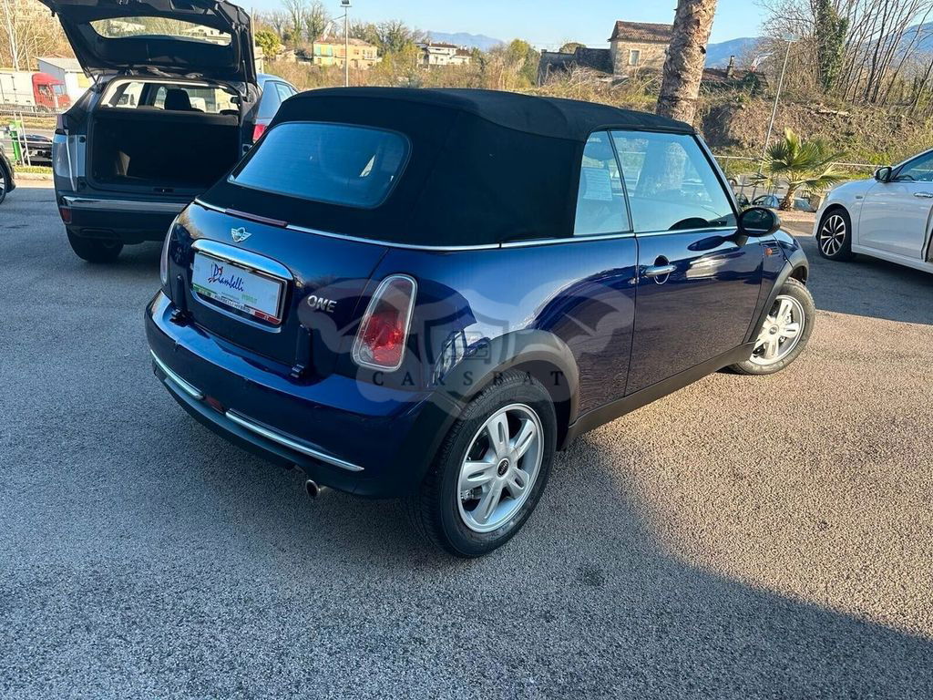 Mini Cabrio 2005