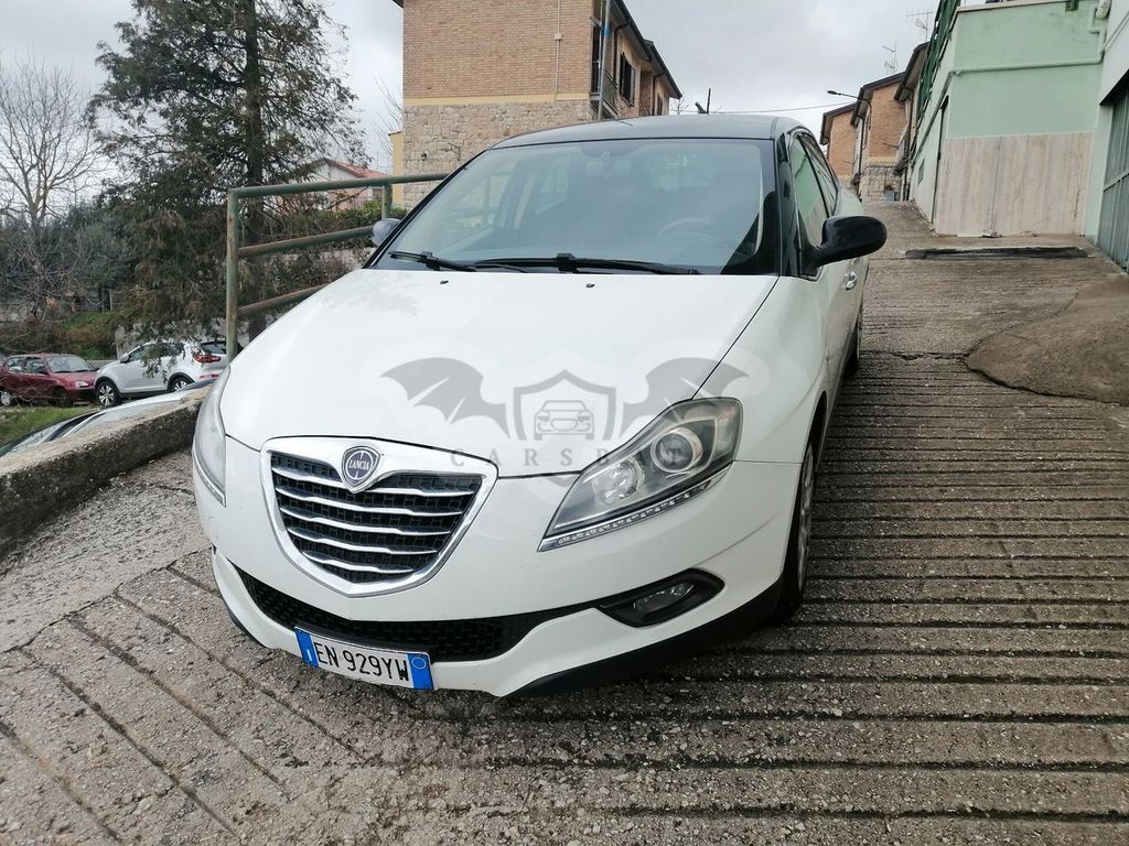 Lancia Delta 2012