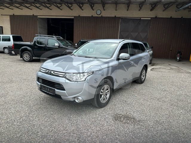 Mitsubishi Outlander 2013