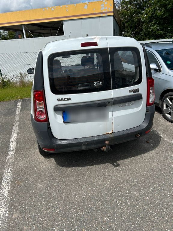 Dacia Logan 2011