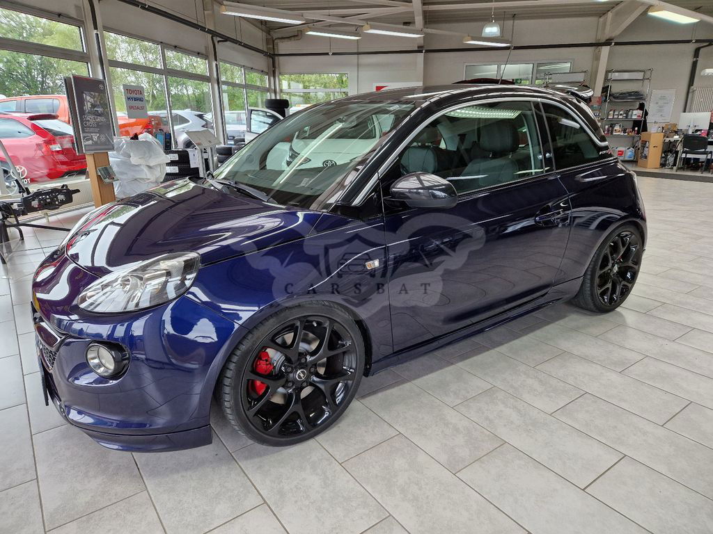 Opel Adam 2016