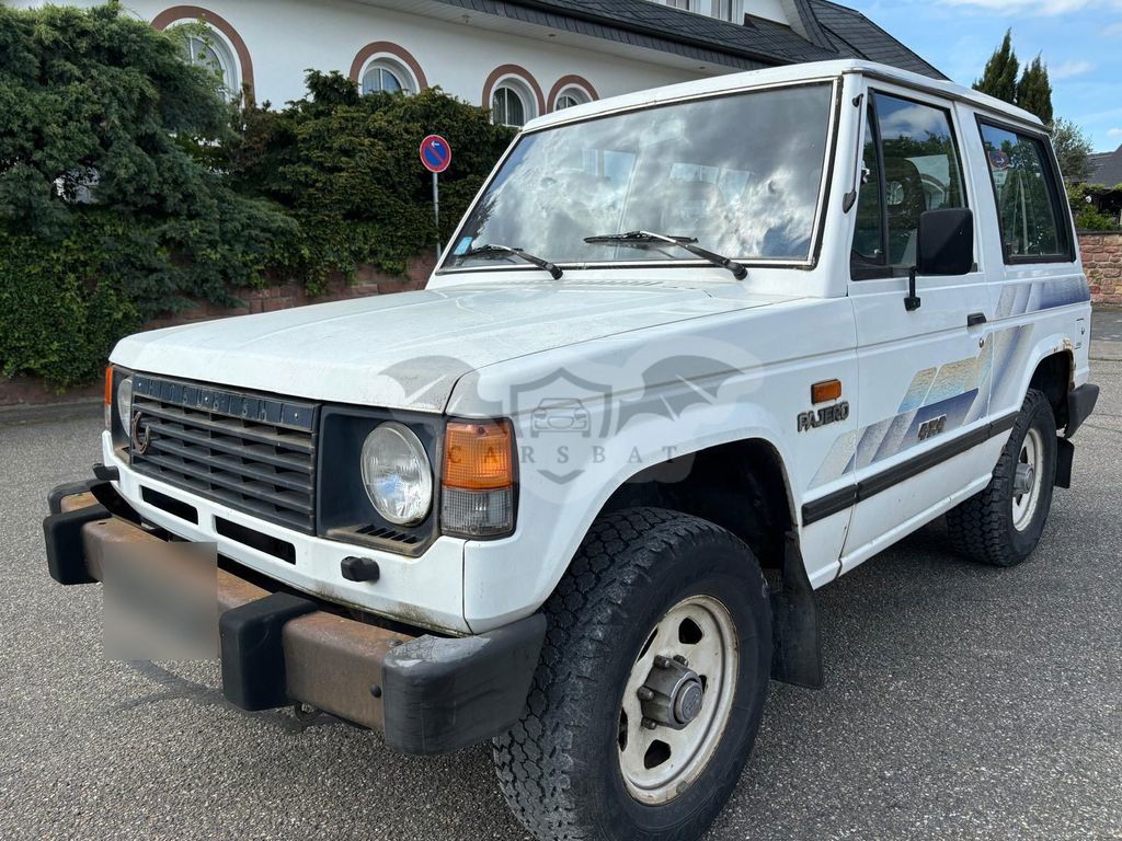 Mitsubishi Pajero 1987