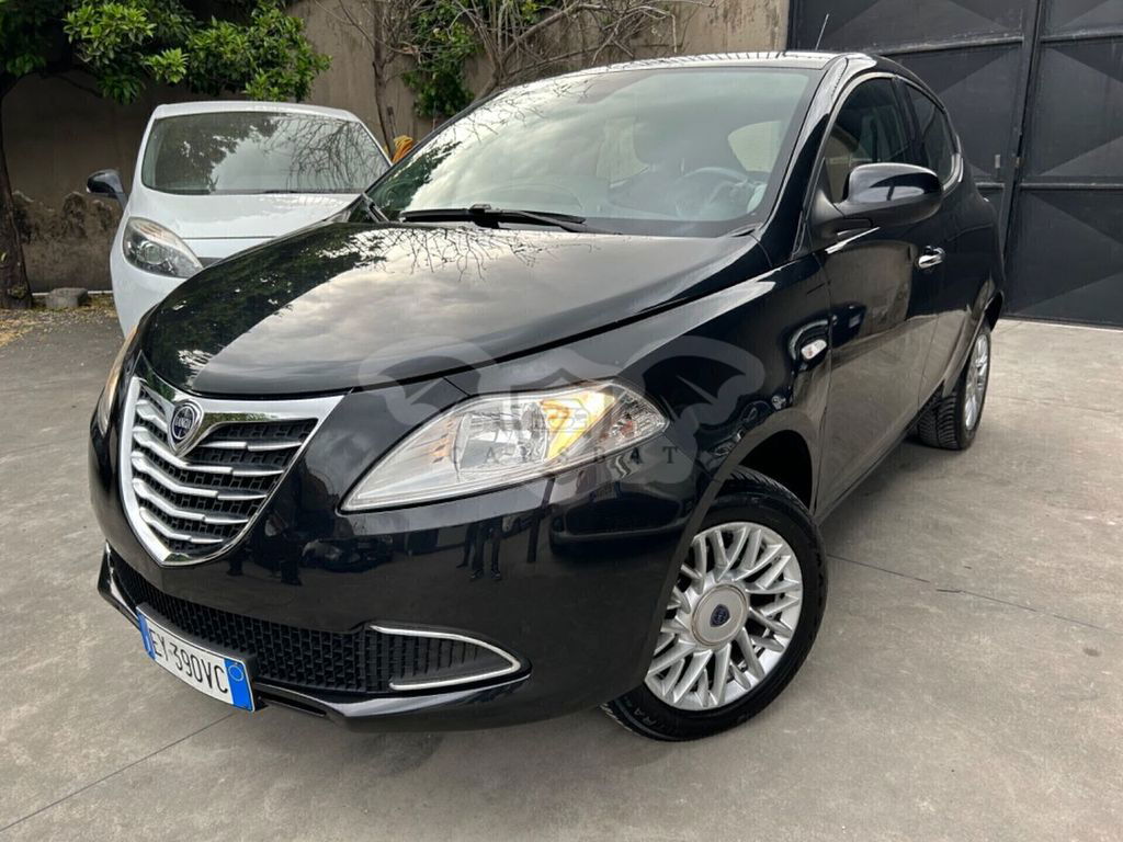 Lancia Ypsilon 2015