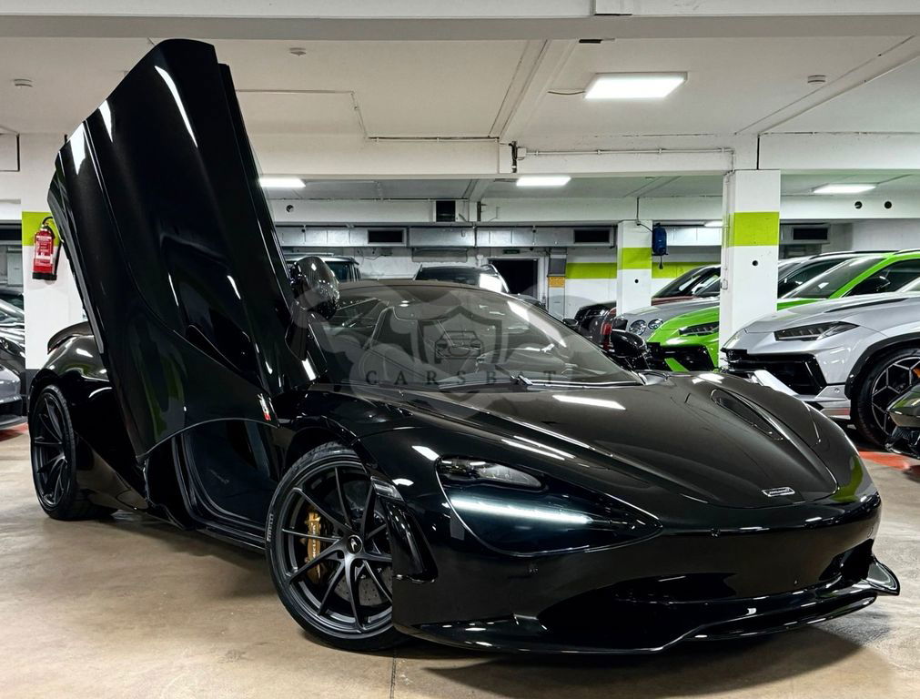 McLaren 750S 2024