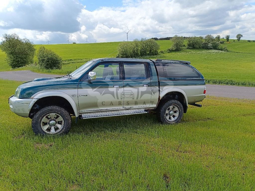 Mitsubishi L200 2004
