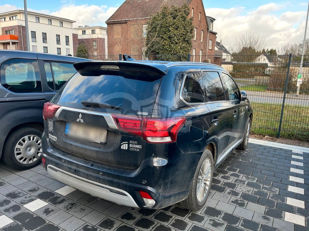 Mitsubishi Outlander 2021