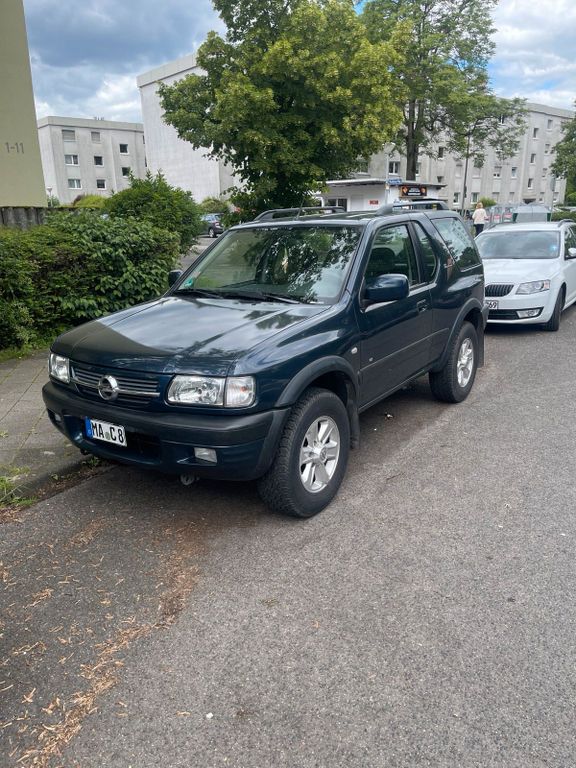 Opel Frontera 2002