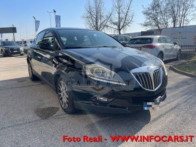 Lancia Delta 2010
