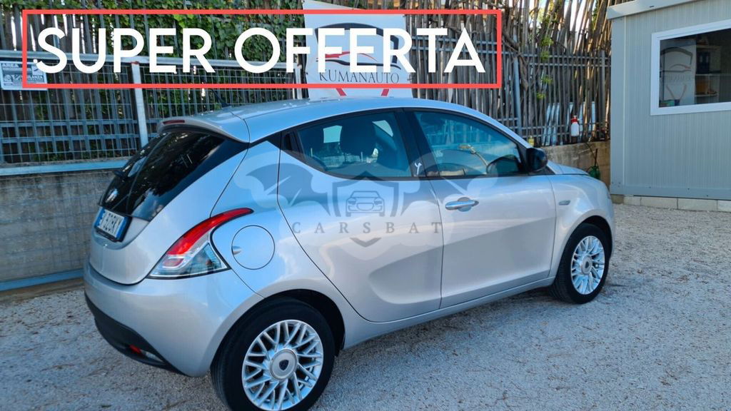 Lancia Ypsilon 2014
